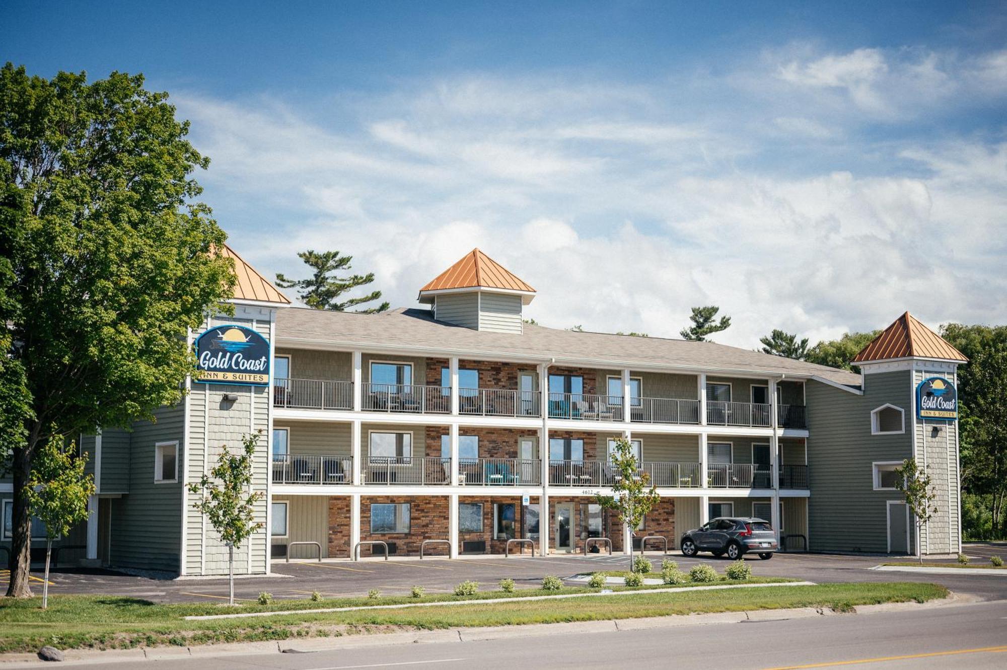Kasa Gold Coast Inn Traverse City Exteriör bild